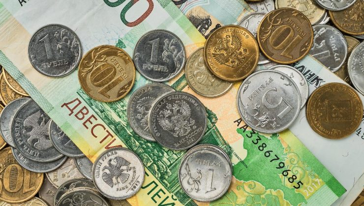 Reklam: Rus Rublesi Neden Değersiz? – Nasıl Artar?